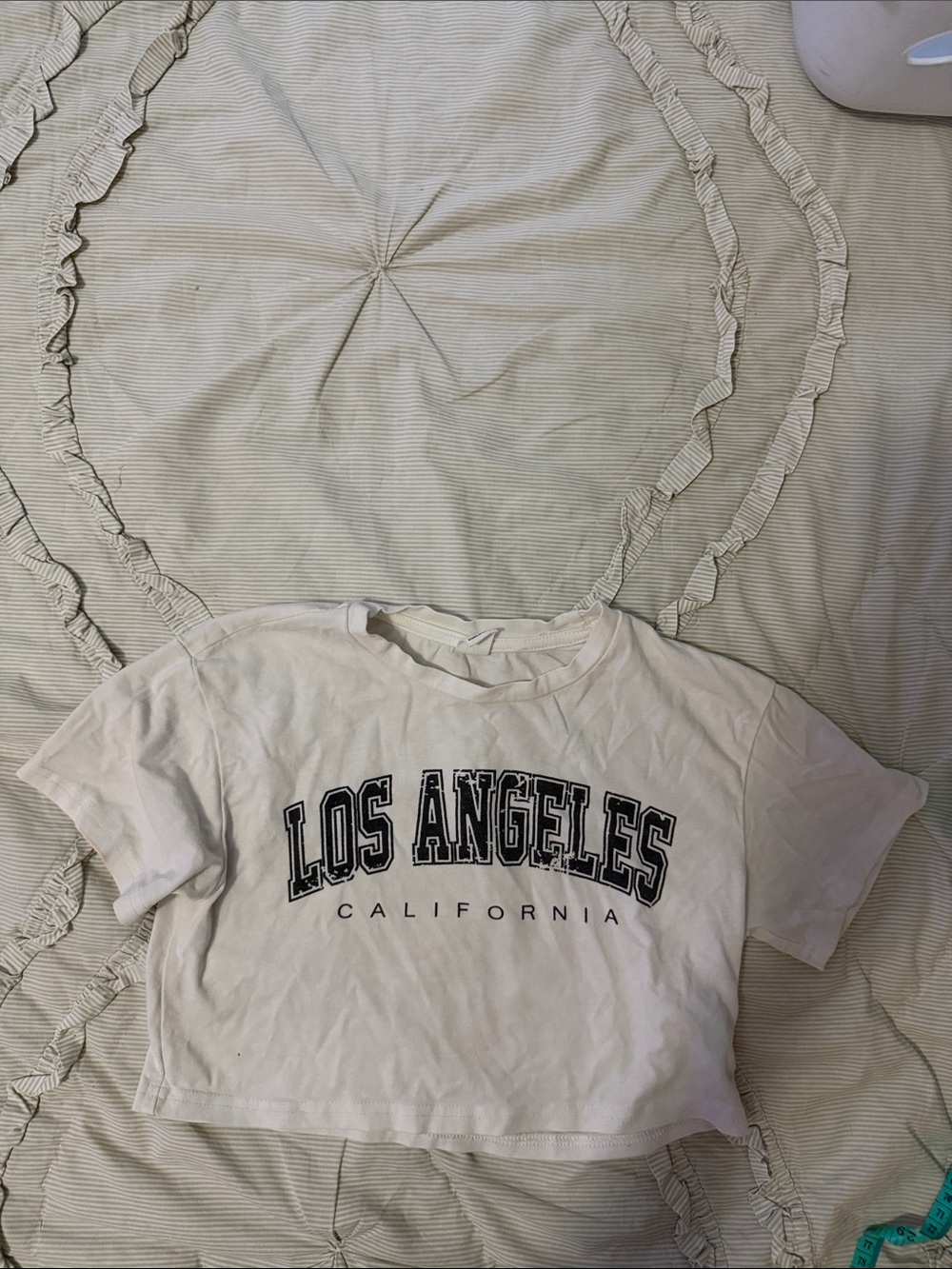 SHEIN White Los Angeles California Graphic Crop Tee